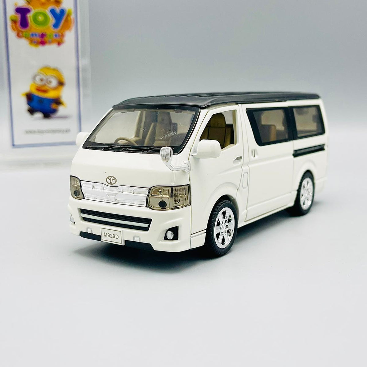 1:32 Diecast Toyota HIACE GL