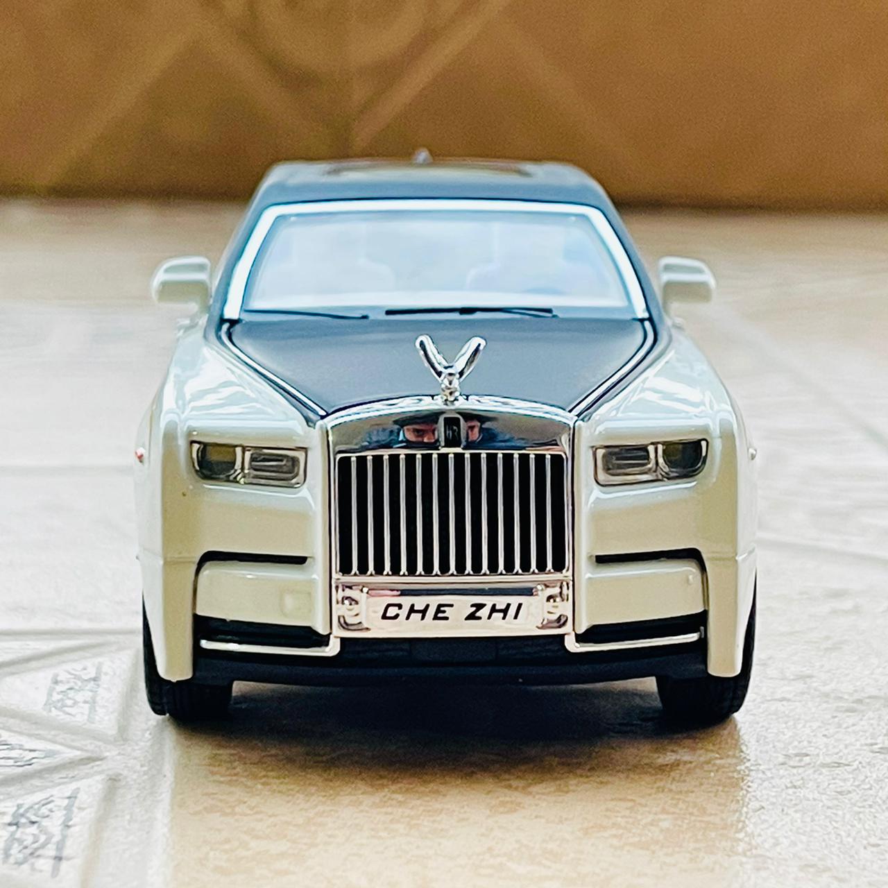 1:32 Diecast Metal Rolls Royce Phantom