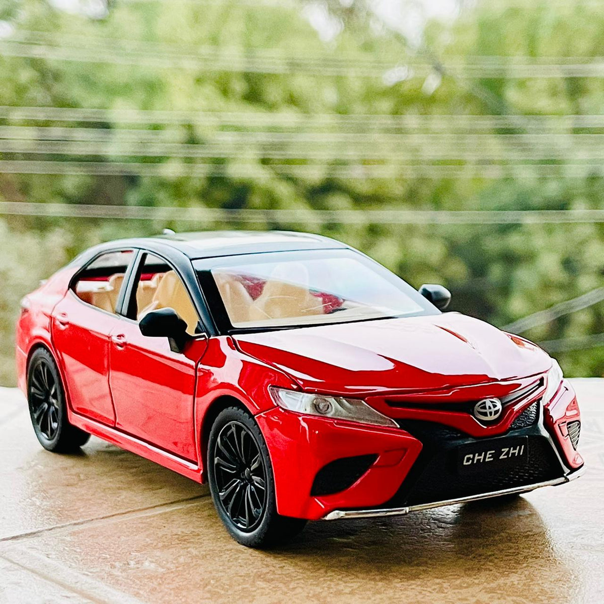 1:24 Diecast Metal Toyota Camry