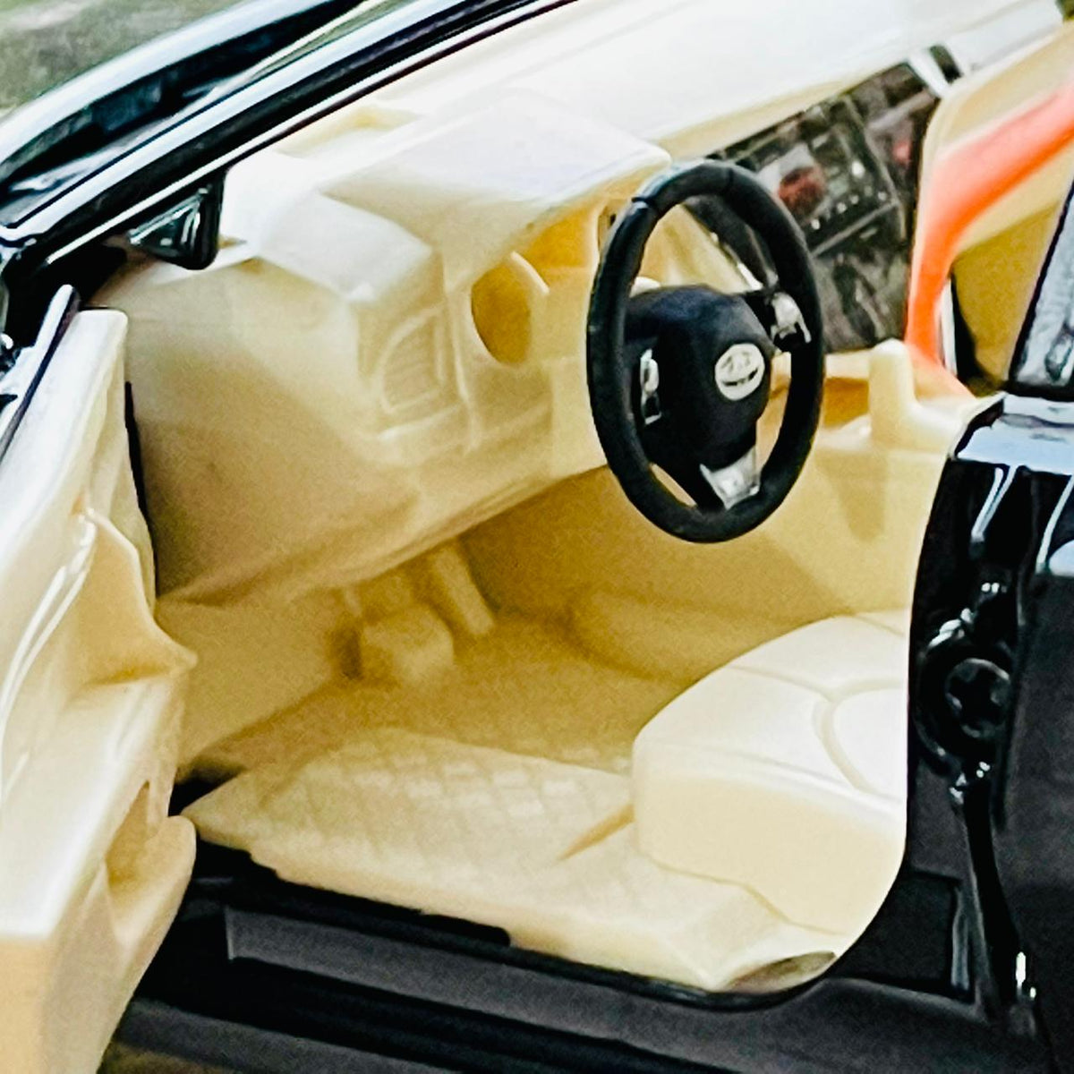1:24 Diecast Metal Toyota Camry