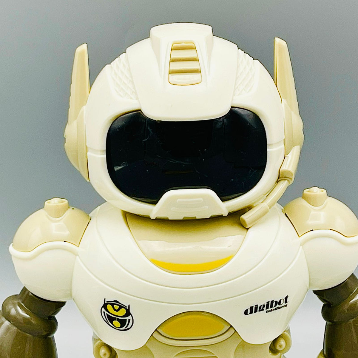 Rotating Robot with Light & Music