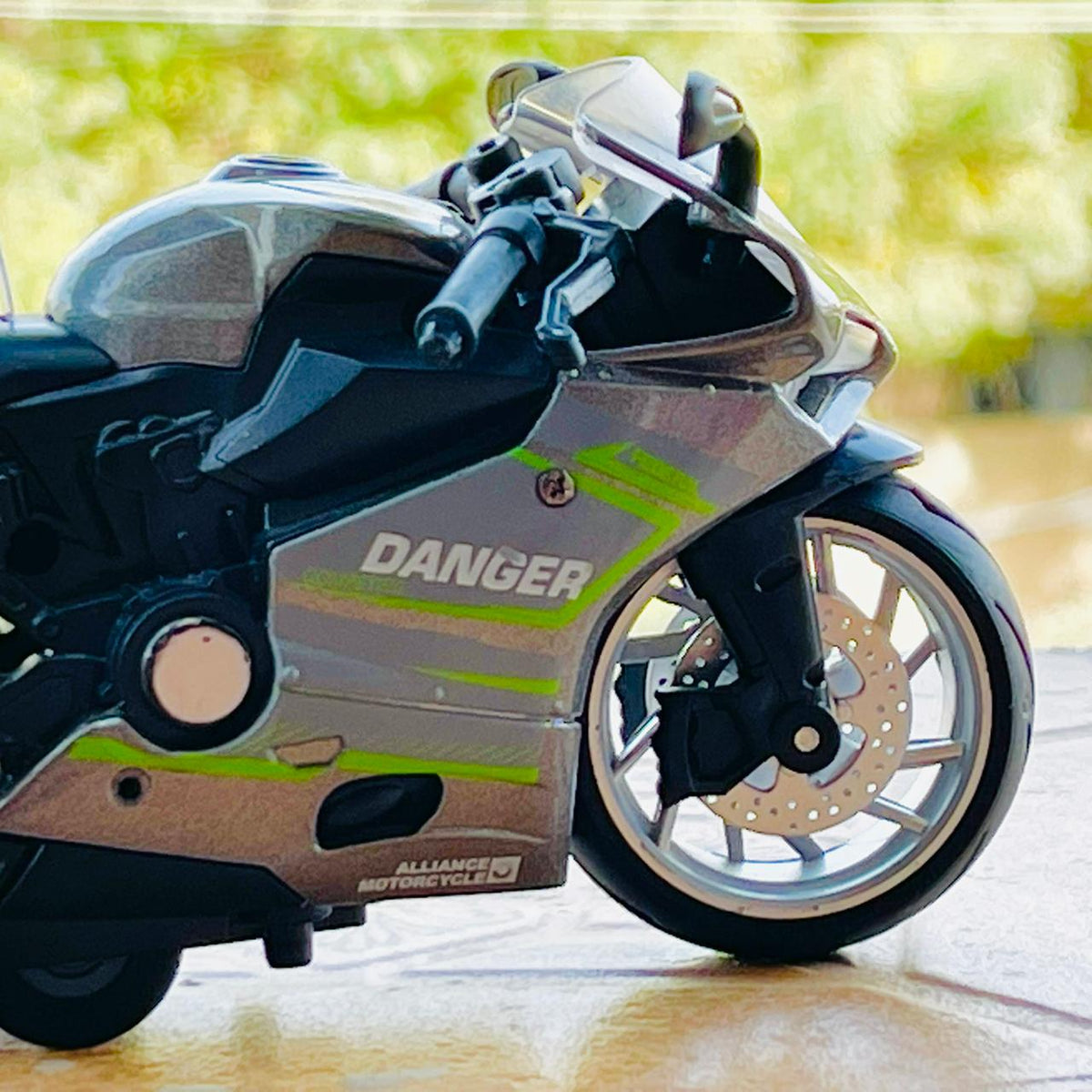 Diecast Yamaha R6 Style Diecast Metal Bike