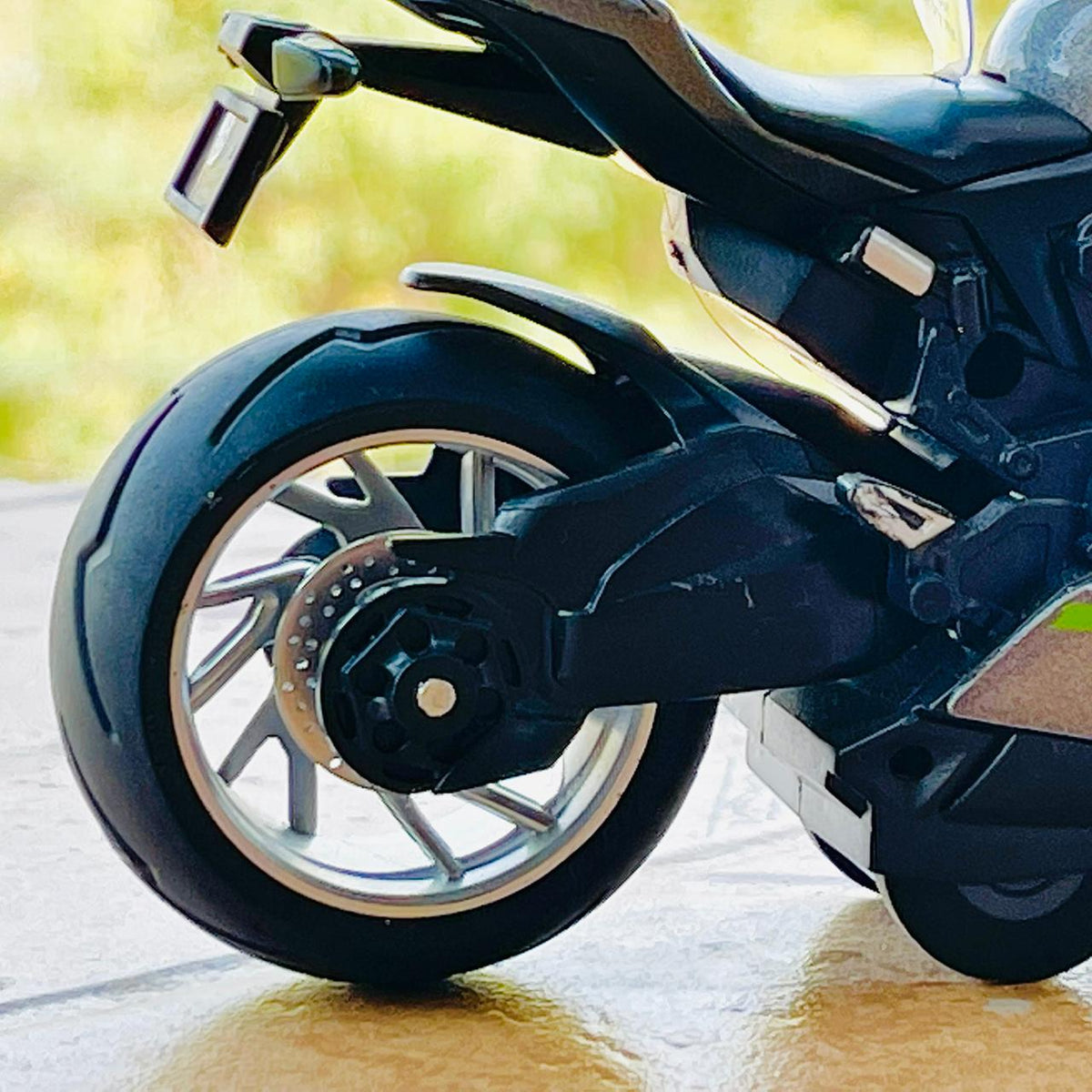 Diecast Yamaha R6 Style Diecast Metal Bike