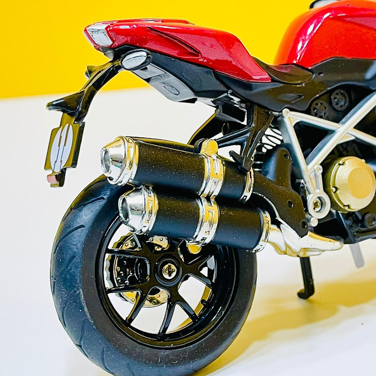 Diecast Metal Motor Bike - Collectors Edition