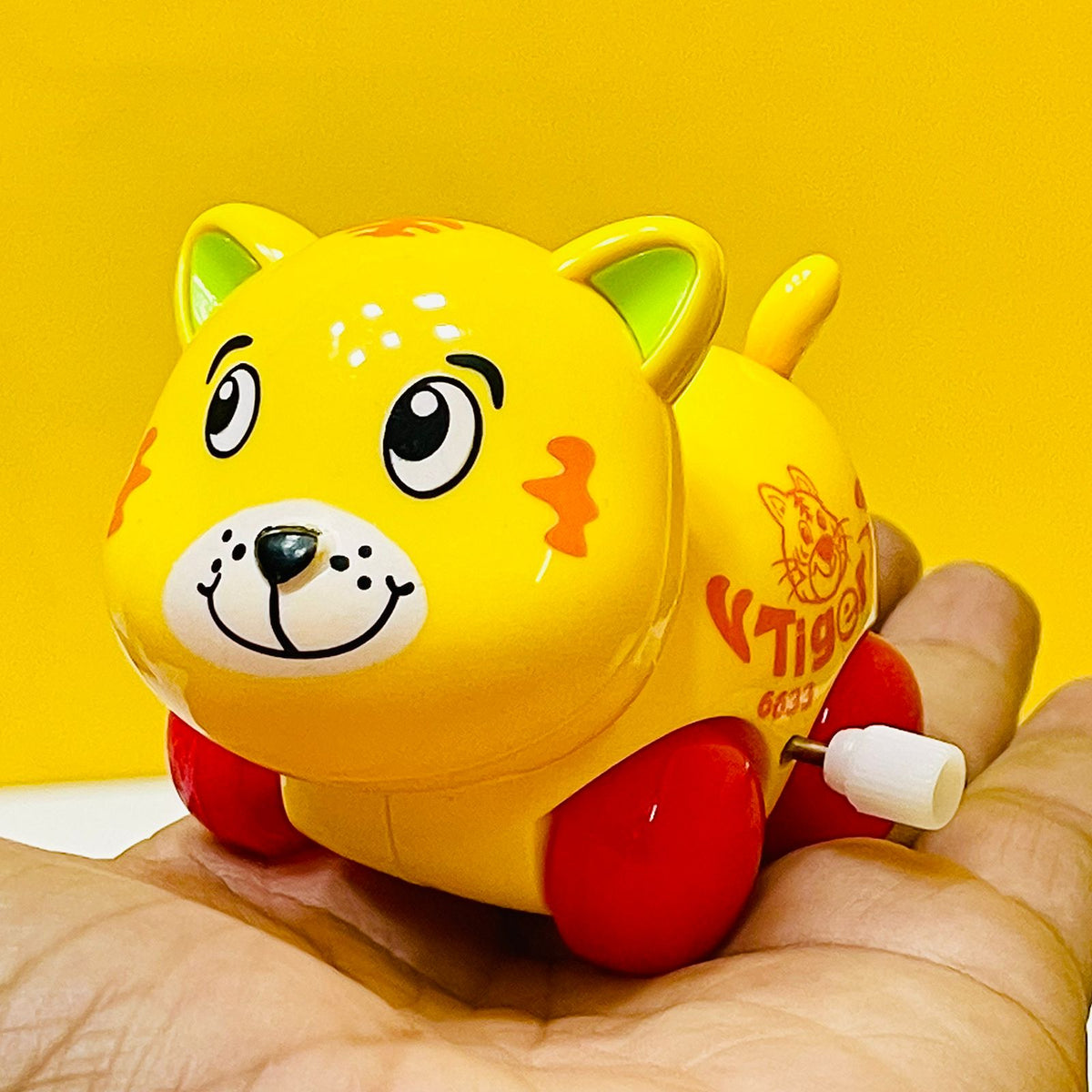 Friction Wind-Up Cat Toy