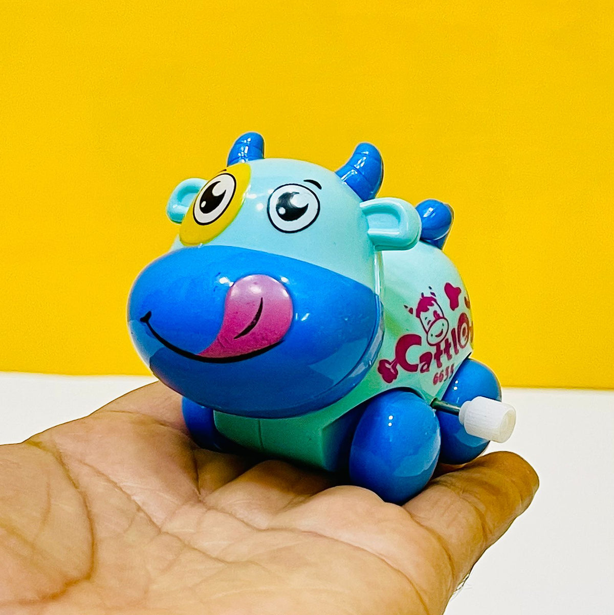 Friction Wind-Up Cattle Toy