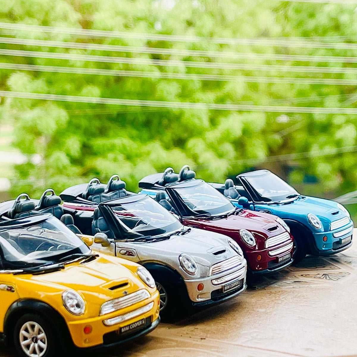 Kinsmart Metal Body 1:28 Mini Cooper S - Convertible