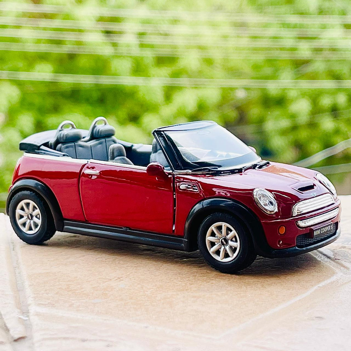 Kinsmart Metal Body 1:28 Mini Cooper S - Convertible