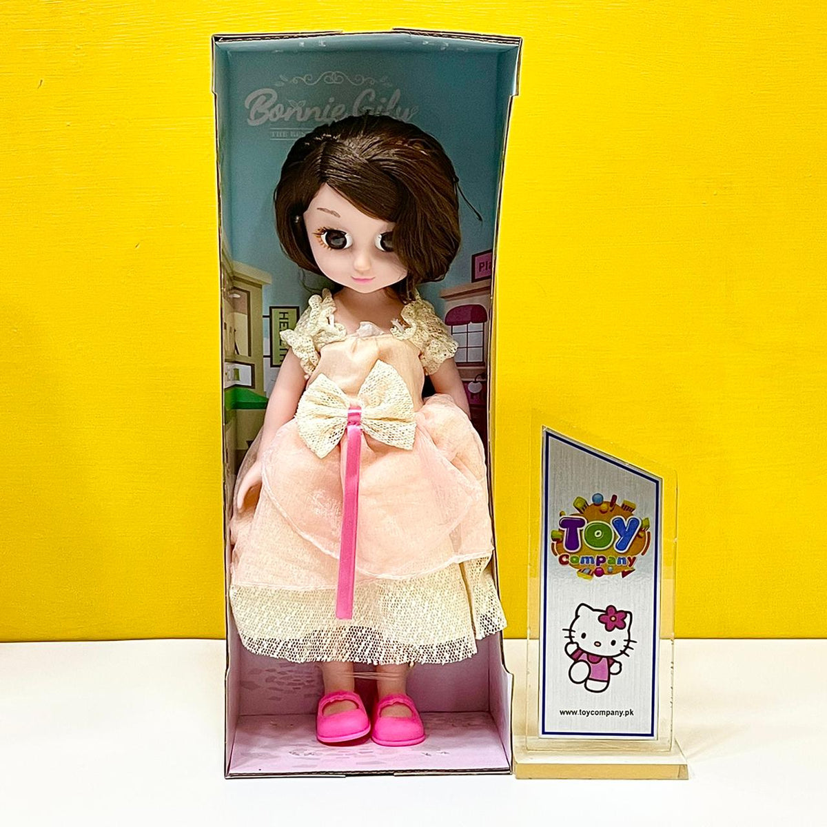 Bonnie Girl Doll with Stylish Outfit