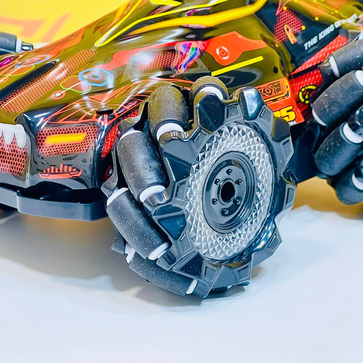 Flying Shadow Universal Spray Drift R/C Car
