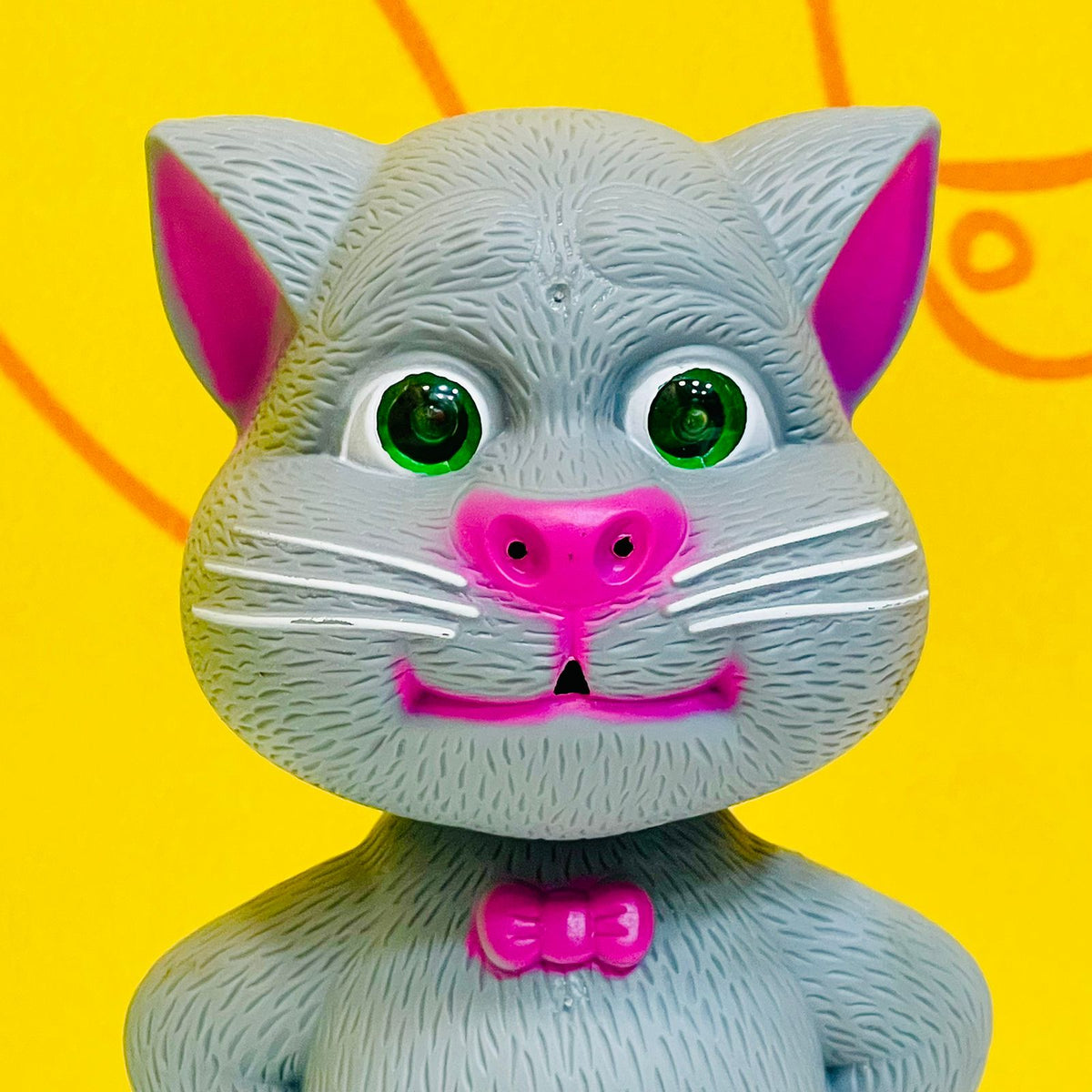 Talking Tom - Repeats What you Say