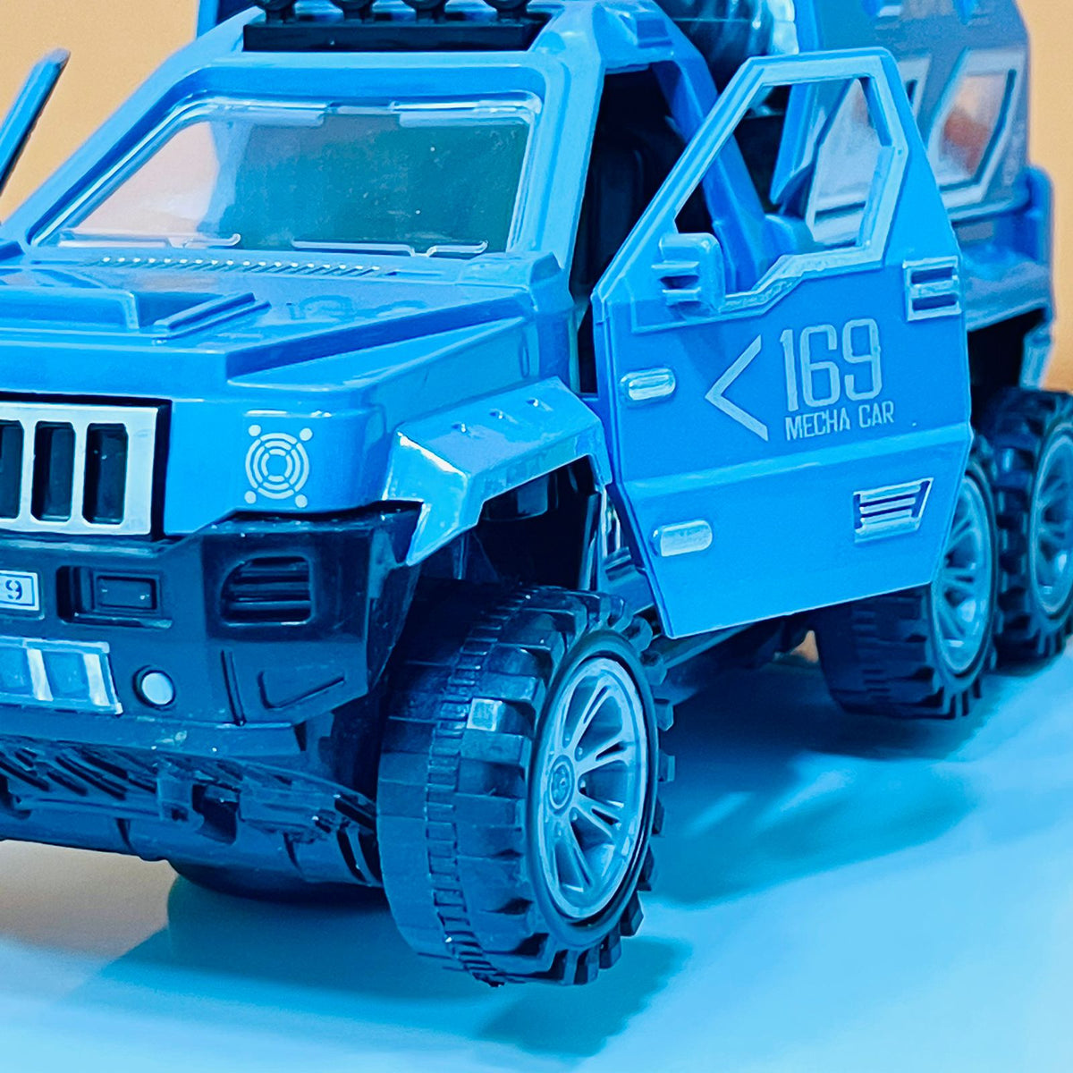 Deformation Shooter Armored Car
