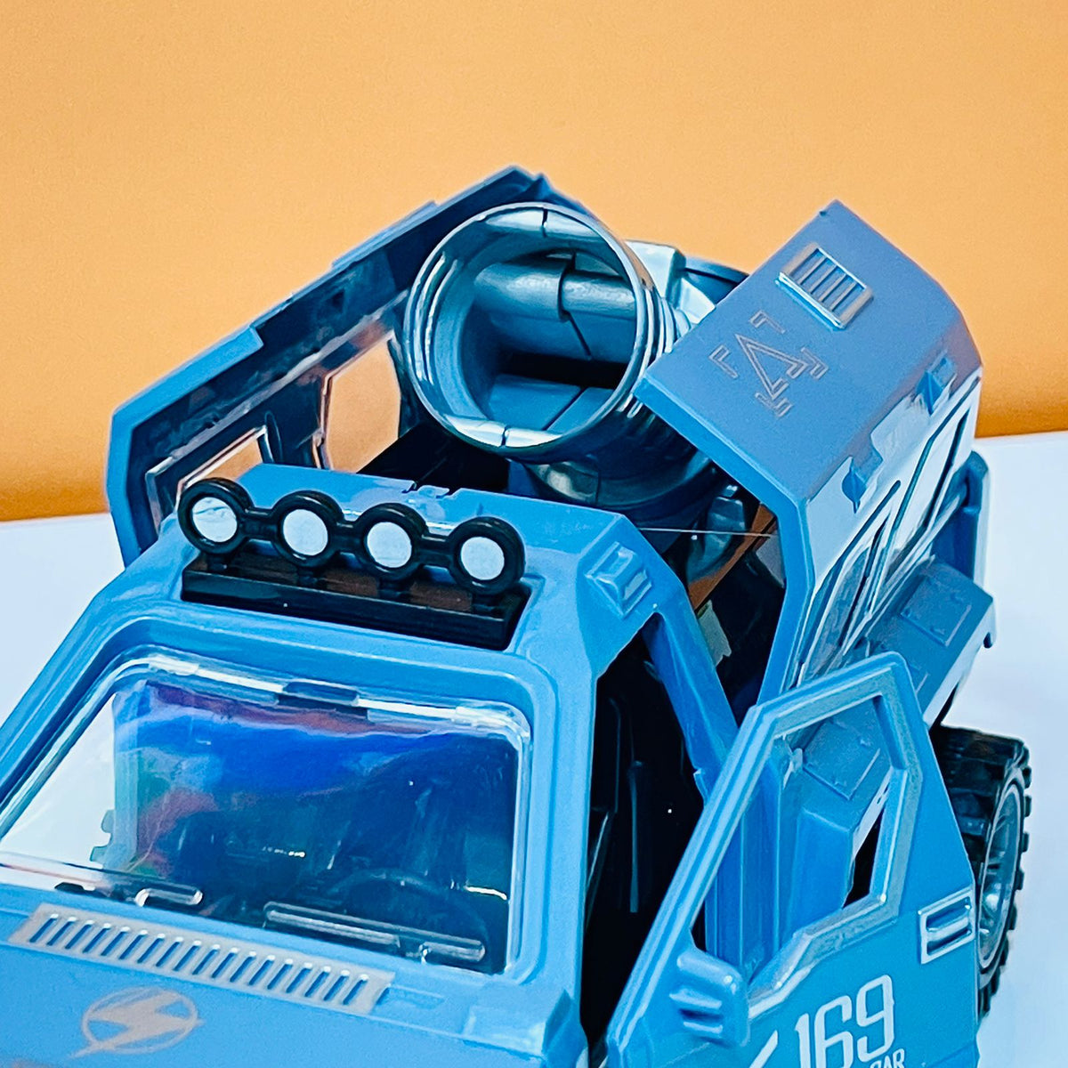 Deformation Shooter Armored Car