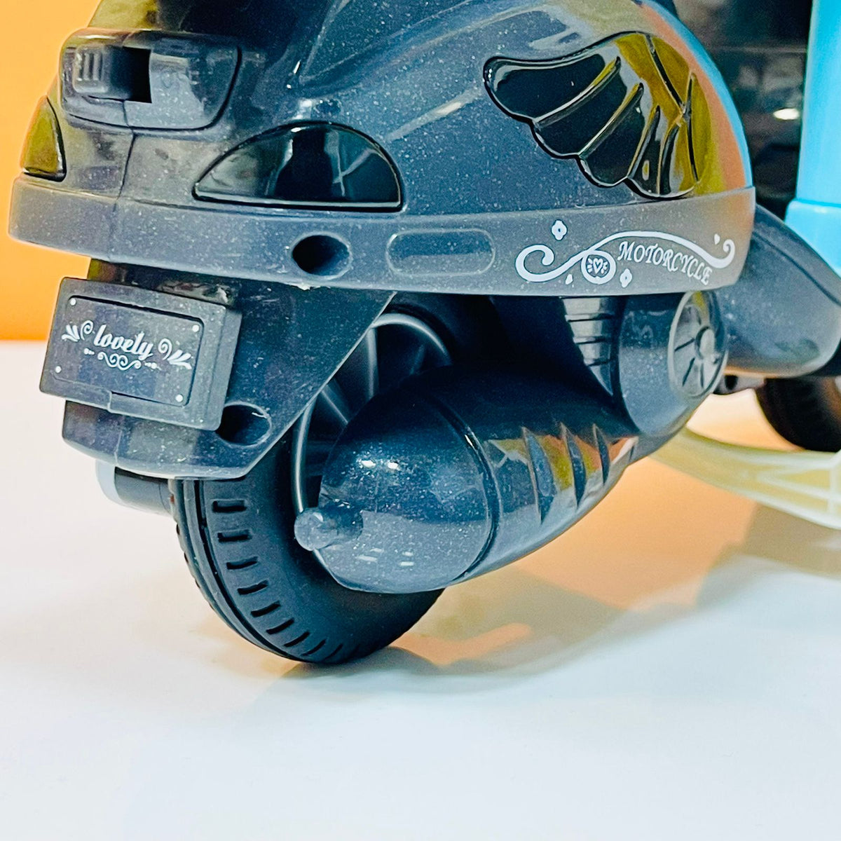 Scooter with Lights and Sound with Openable Boot