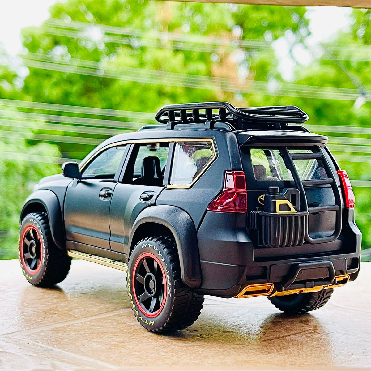 Die-cast Land Cruiser Prado TX - Off Road