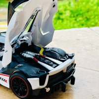 Die-cast Metal 1:24 Ferrari FXX-K Sports Model Car