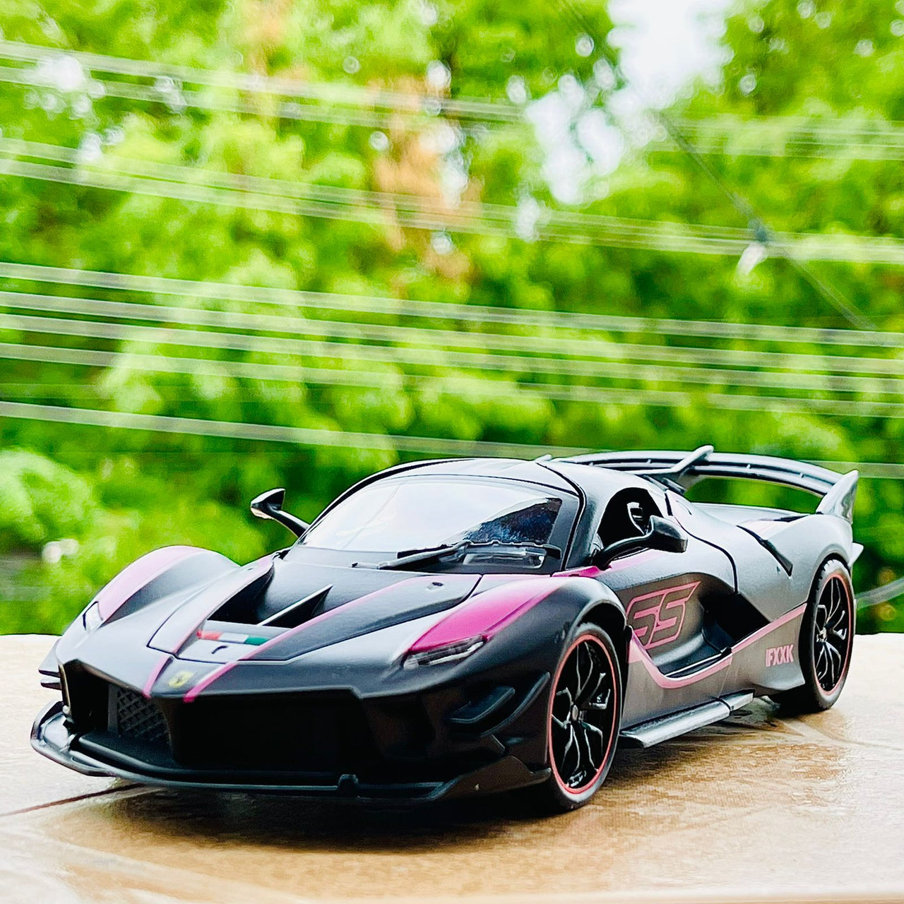 Die-cast Metal 1:24 Ferrari FXX-K Sports Model Car