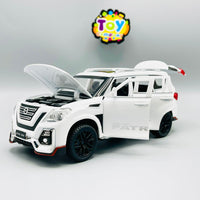 Diecast 1:24 Scale Nissan Patrol