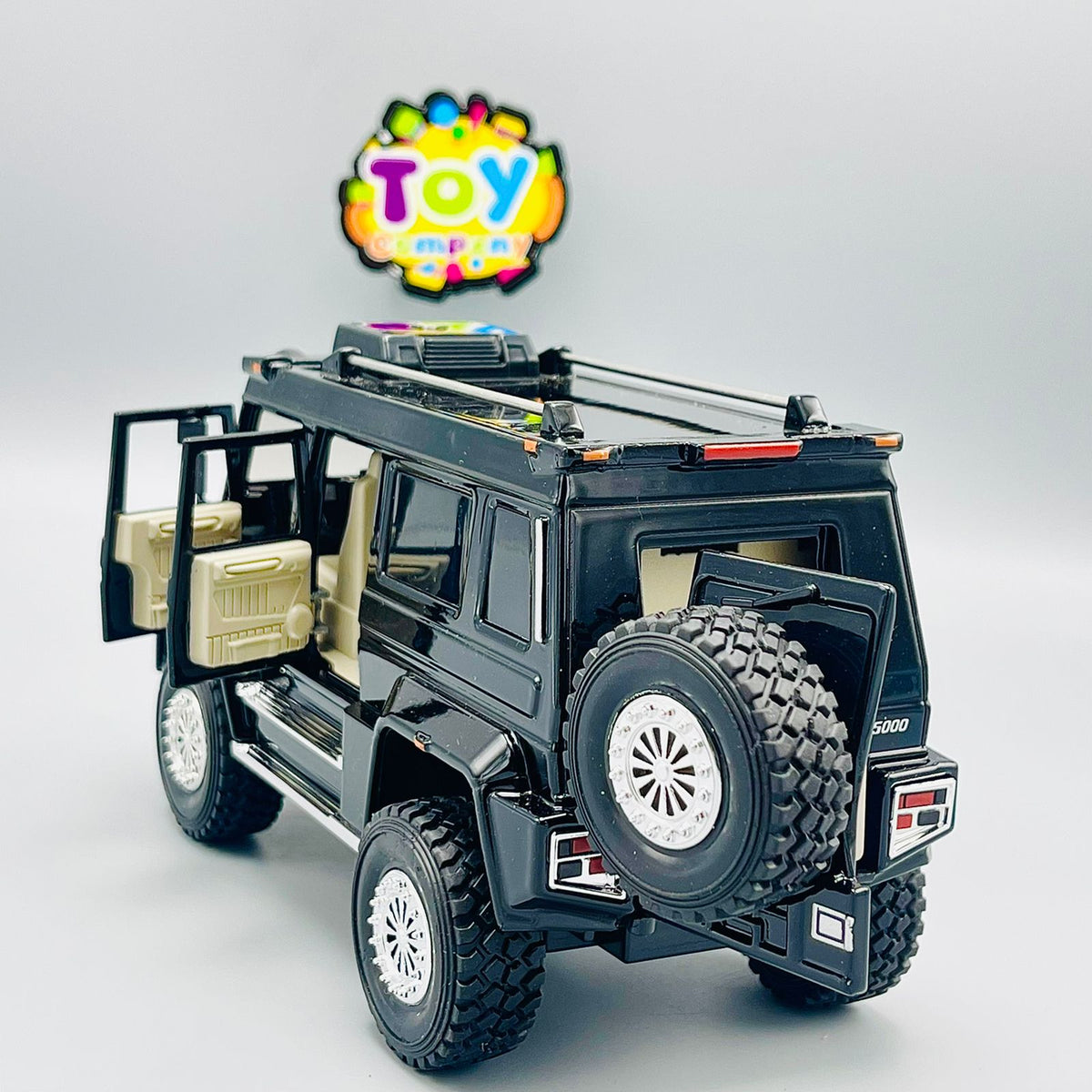 Diecast 1:24 Scale Mercedes Benz Unimog