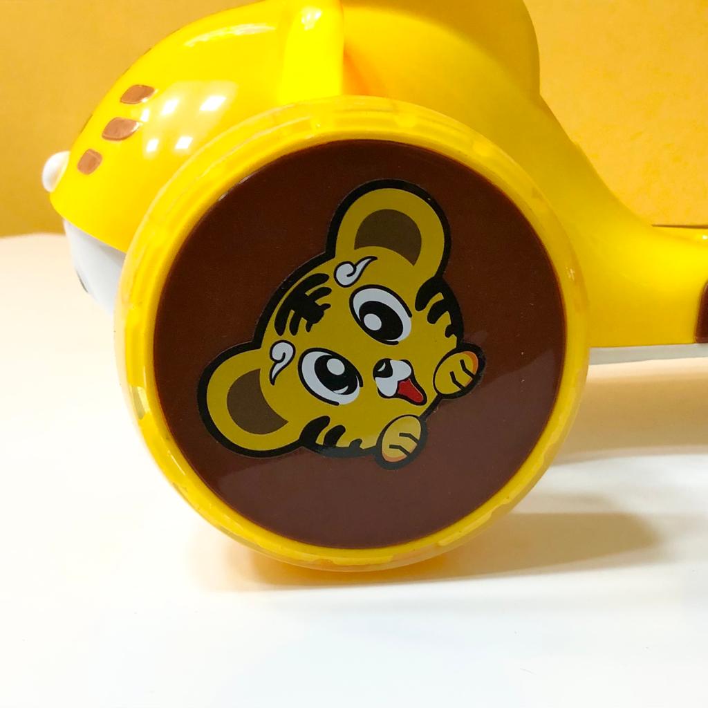 3 Wheels Animal Shaped Scooter with Lights & Sound - Yellow
