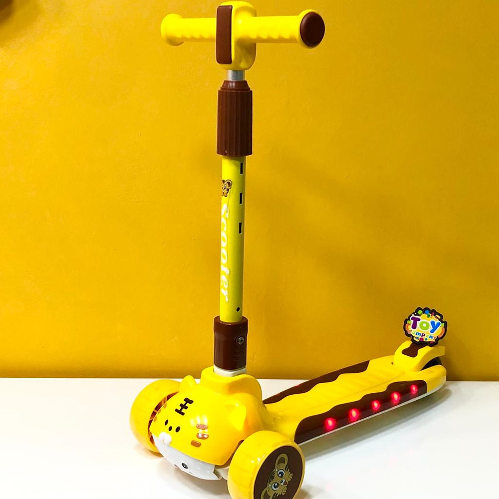 3 Wheels Animal Shaped Scooter with Lights & Sound - Yellow
