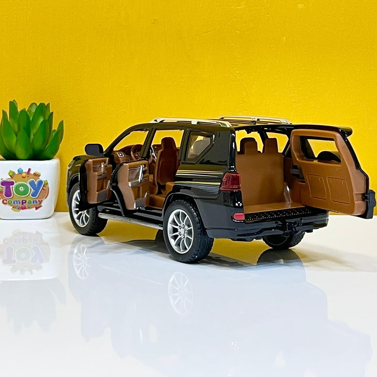 1:24 Scale Diecast Land Cruiser Prado TX
