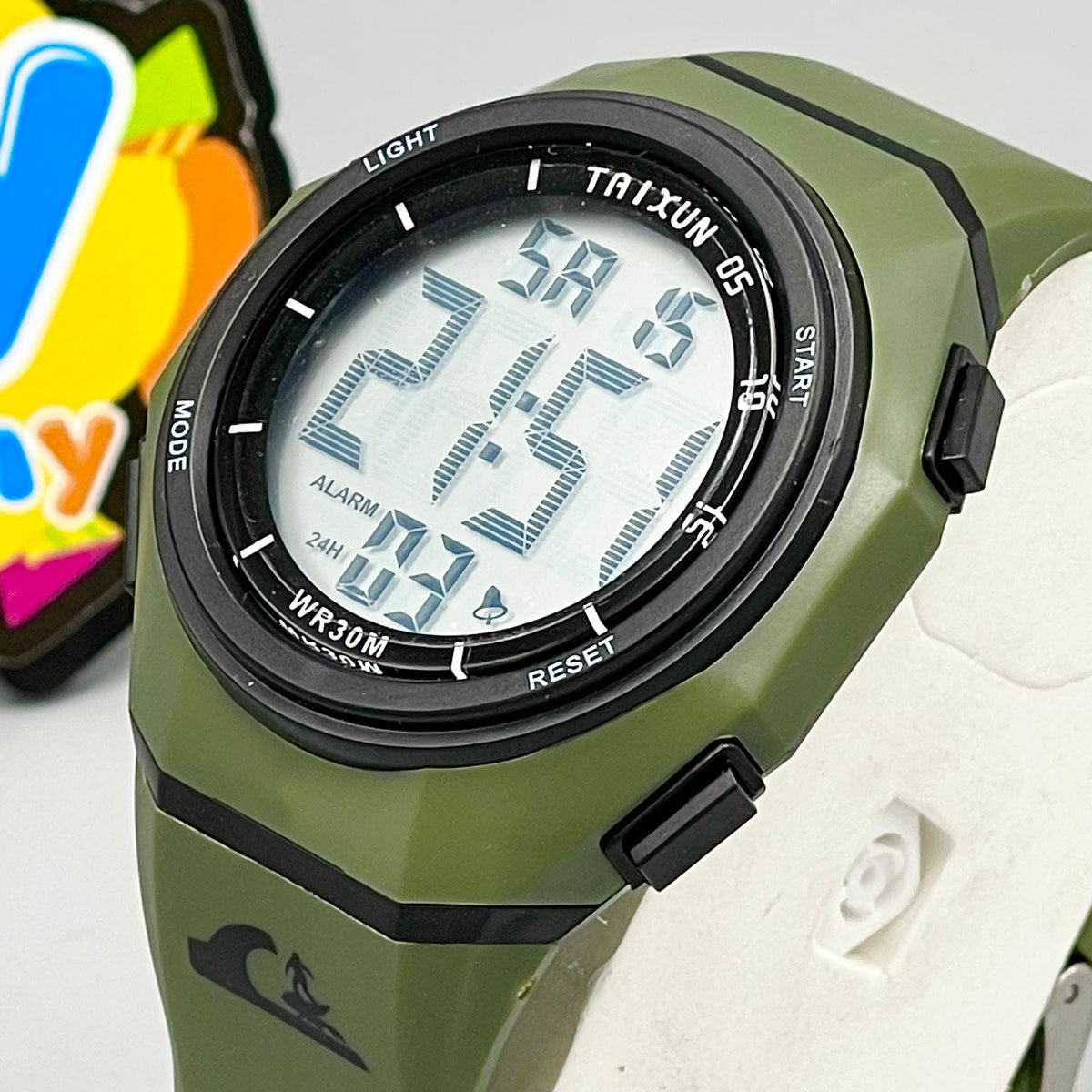 Taixun Digital Water Resistant Sports Watch - Green