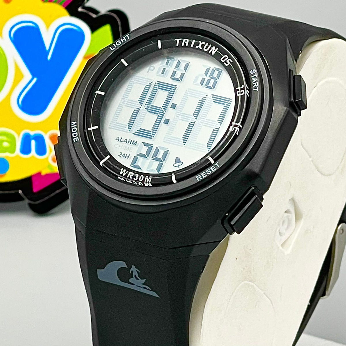 Taixun Digital Water Resistant Sports Watch
