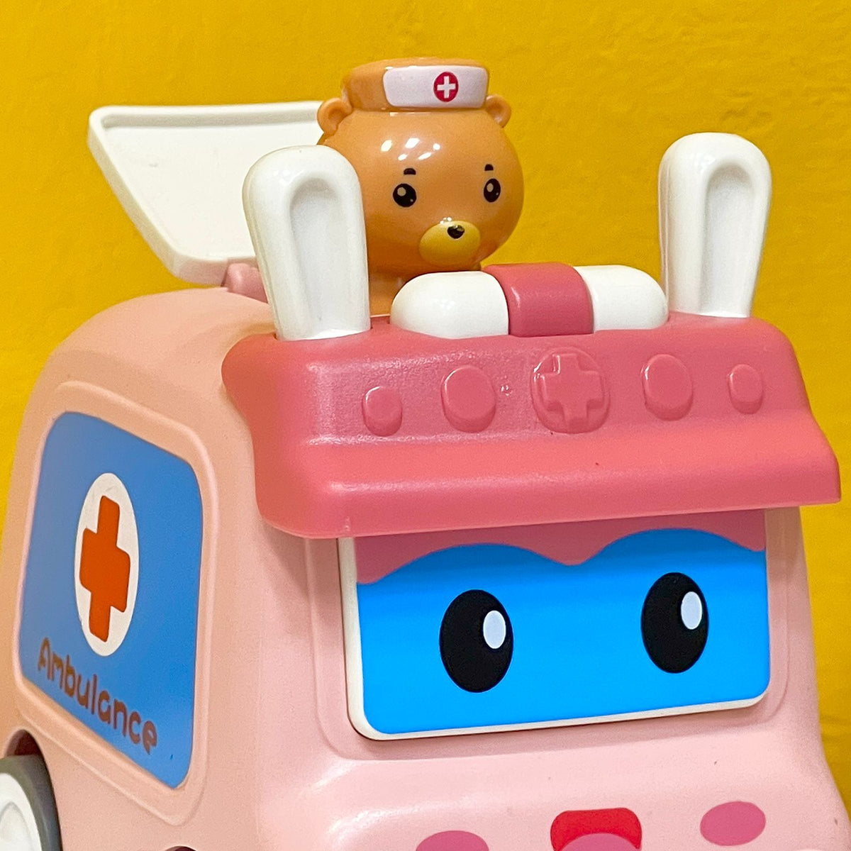 Collision Vehicle - Ambulance