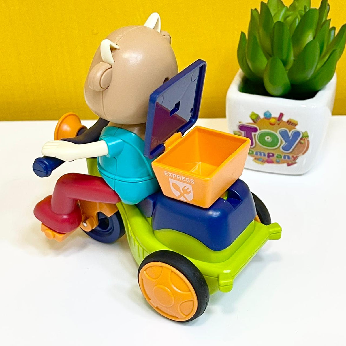 Friction Stunt Cattle Tricycle