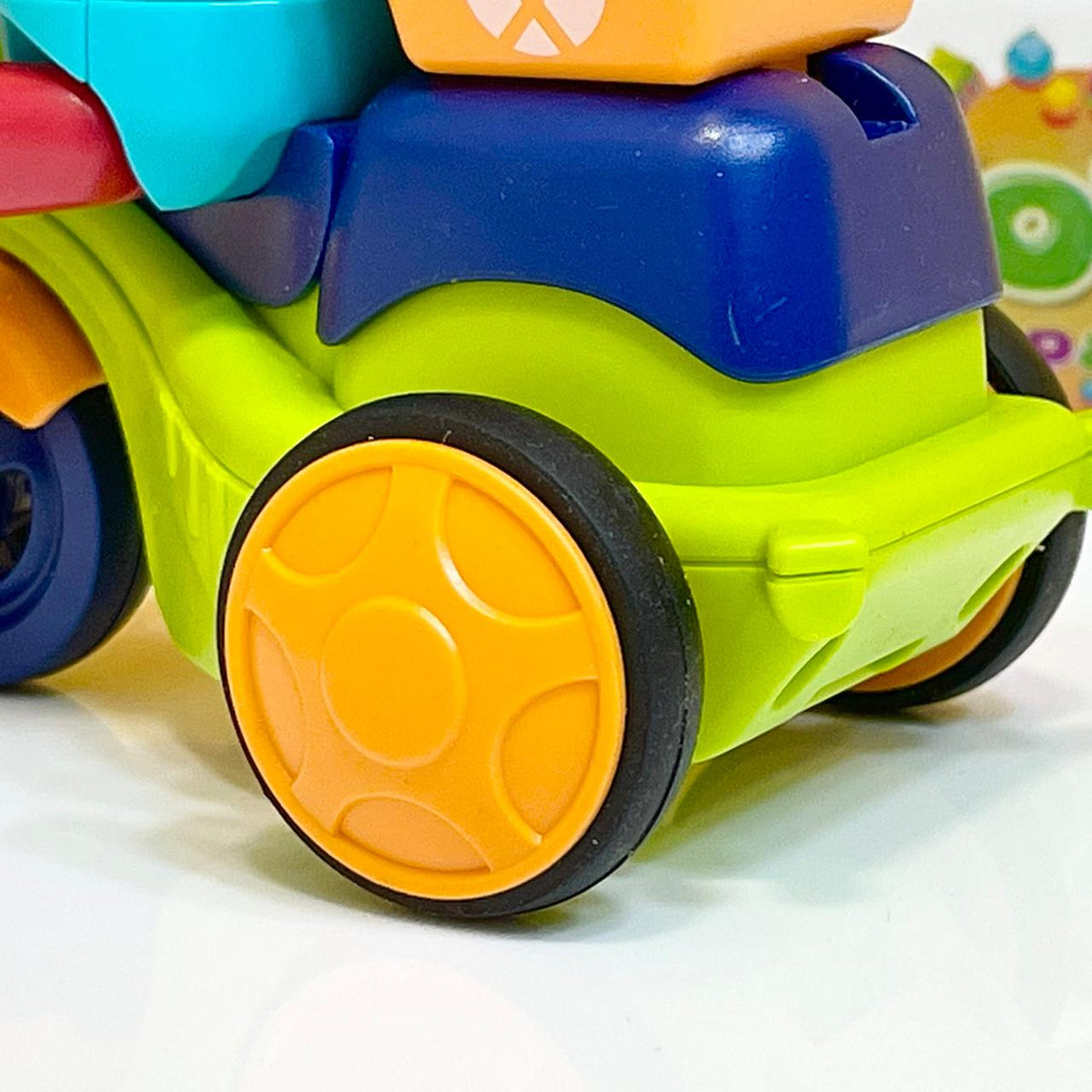 Friction Stunt Cattle Tricycle