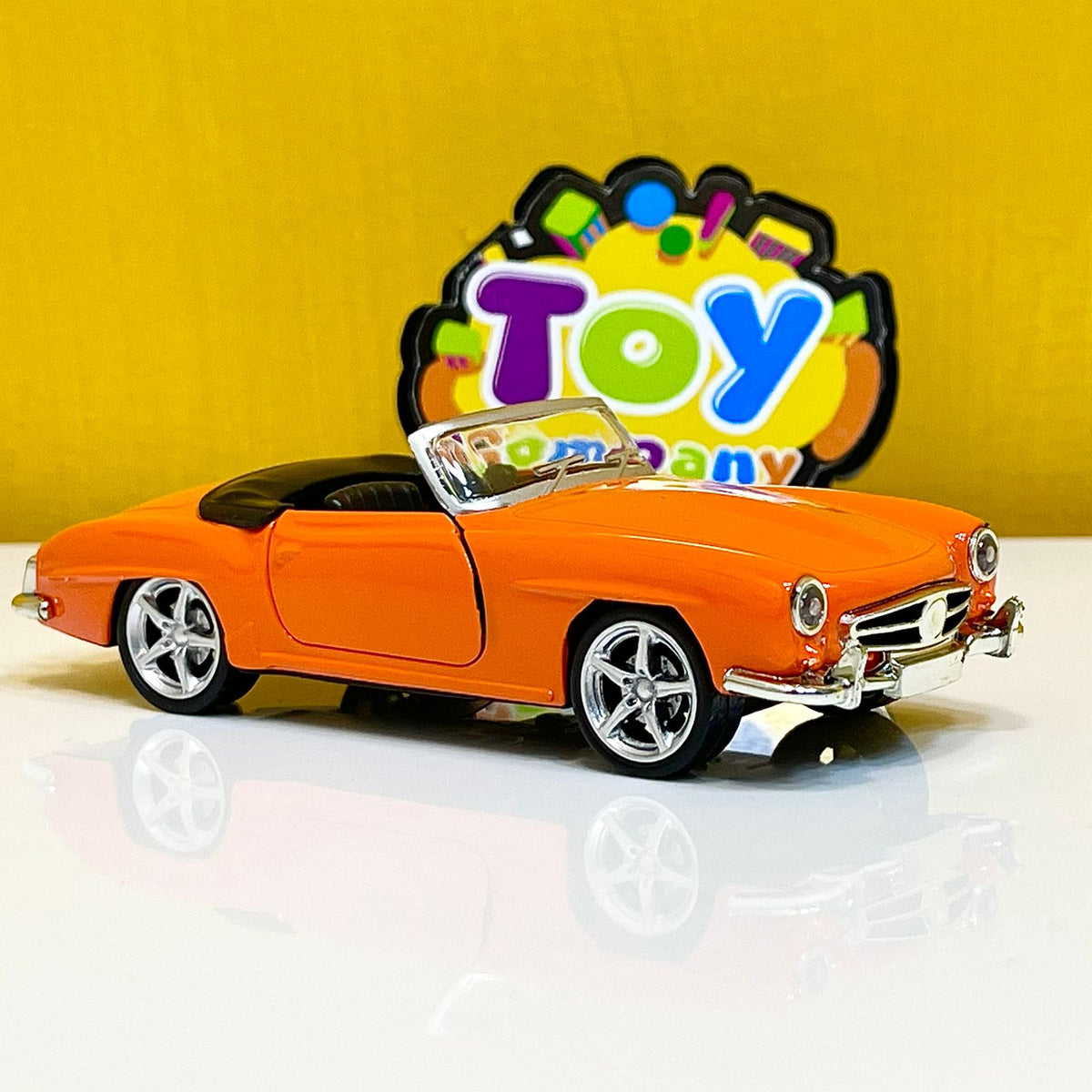 1:32 Diecast 1970 FIAT Convertible Sports