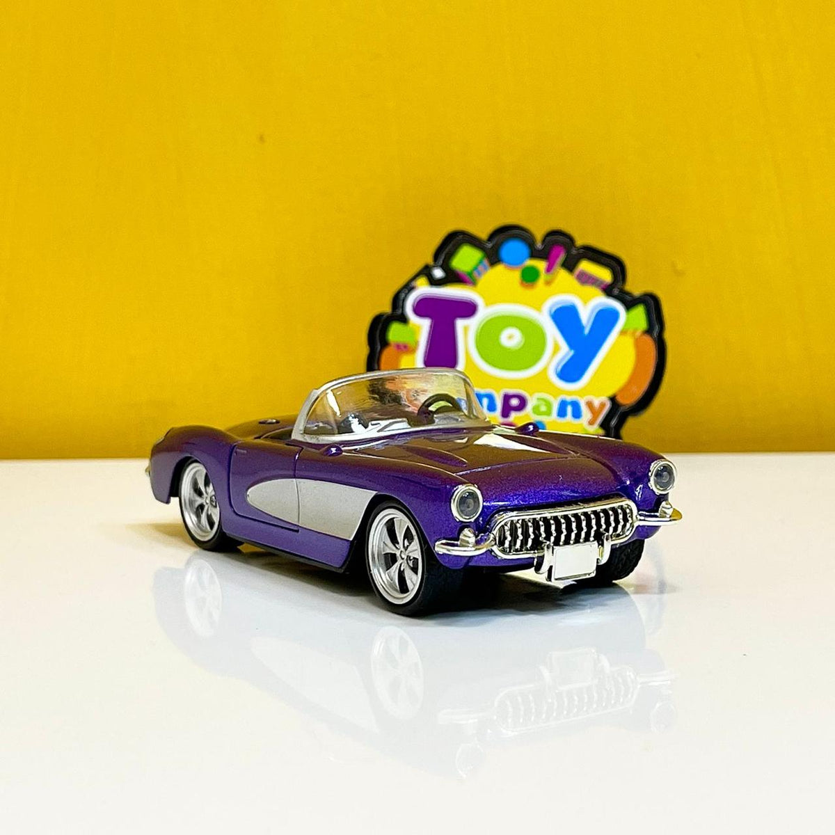 1:32 Scale 1957 Chevrolet Corvette
