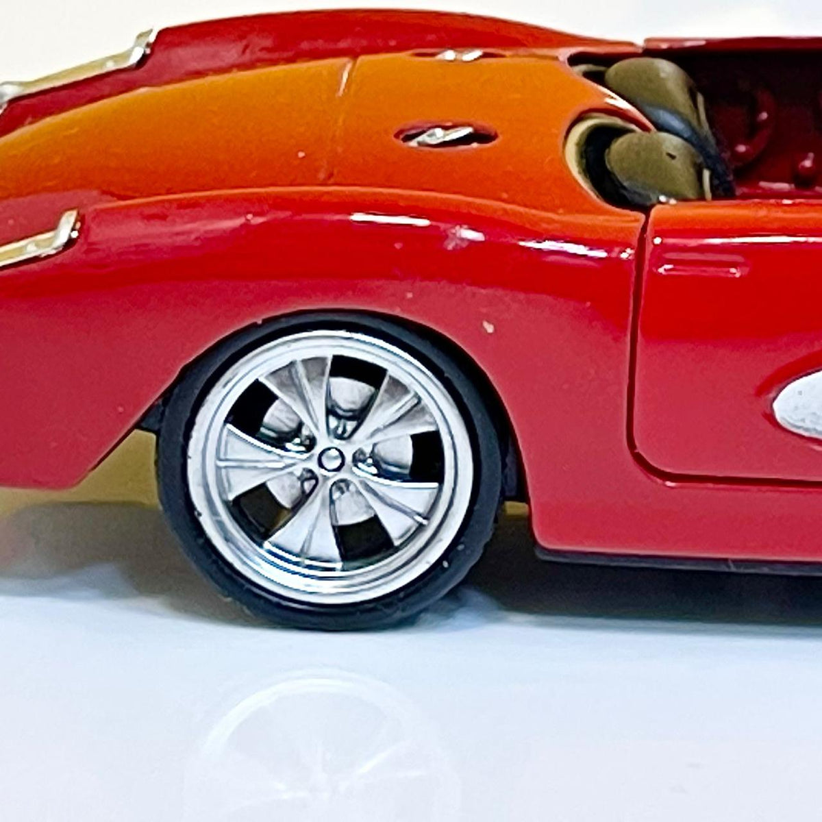 1:32 Scale 1957 Chevrolet Corvette