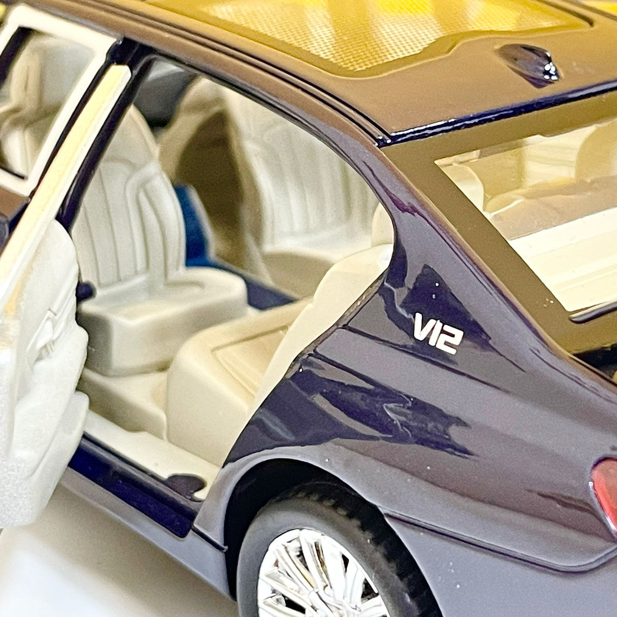 Metal Body Diecast BMW 7 Series 760Li