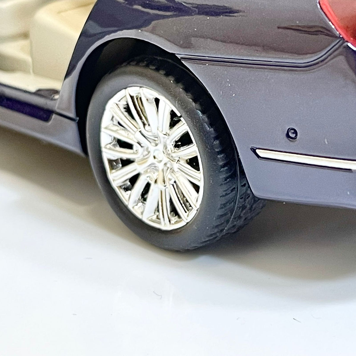 Metal Body Diecast BMW 7 Series 760Li