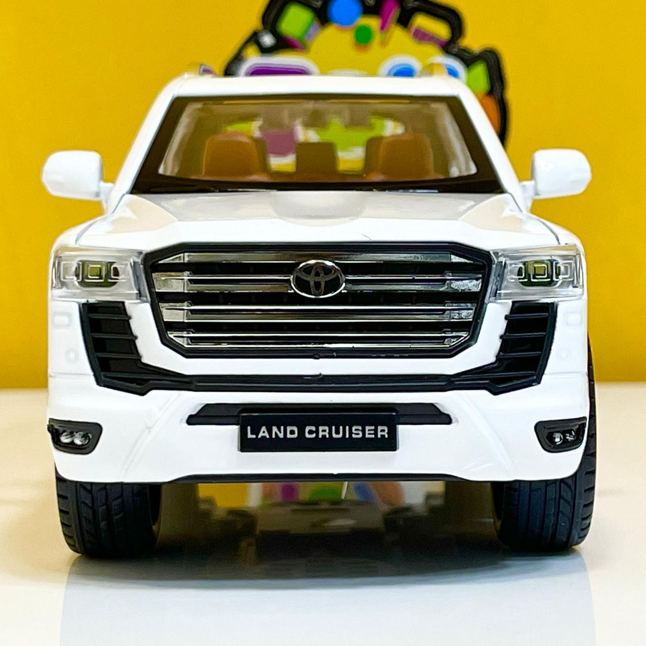 1:24 Scale Diecast Land Cruiser LC300 SUV