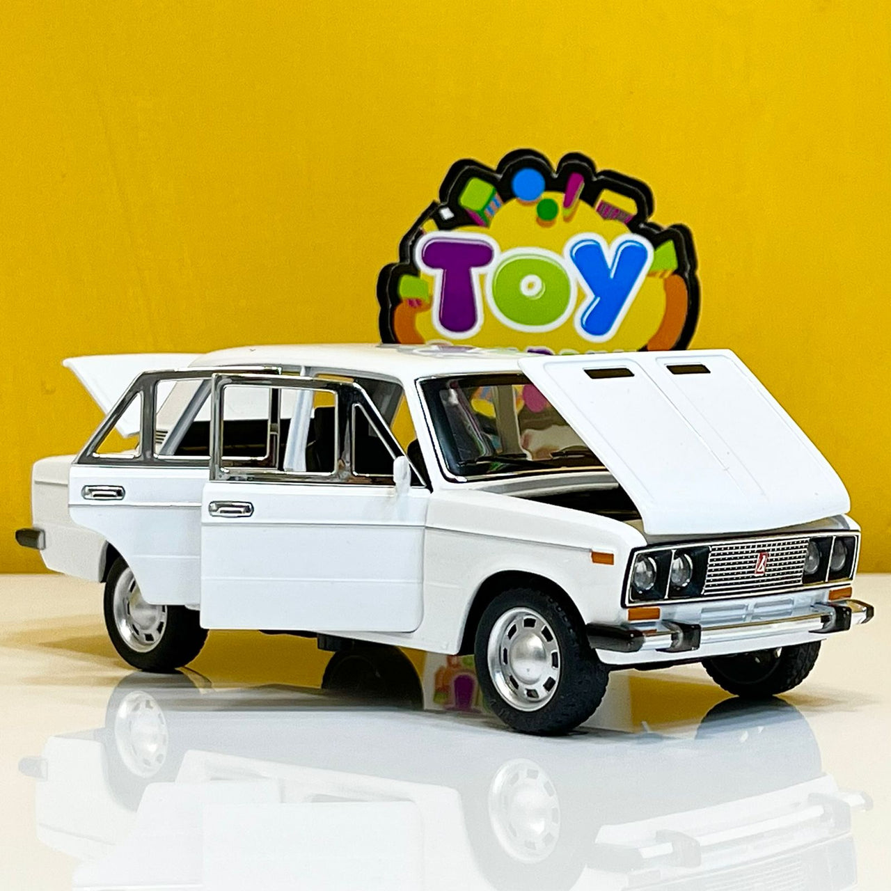 1:24 Scale Vintage Diecast Russian LADA