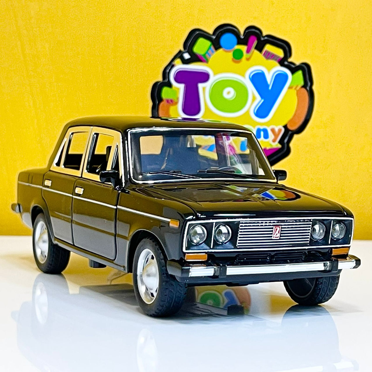 1:24 Scale Vintage Diecast Russian LADA