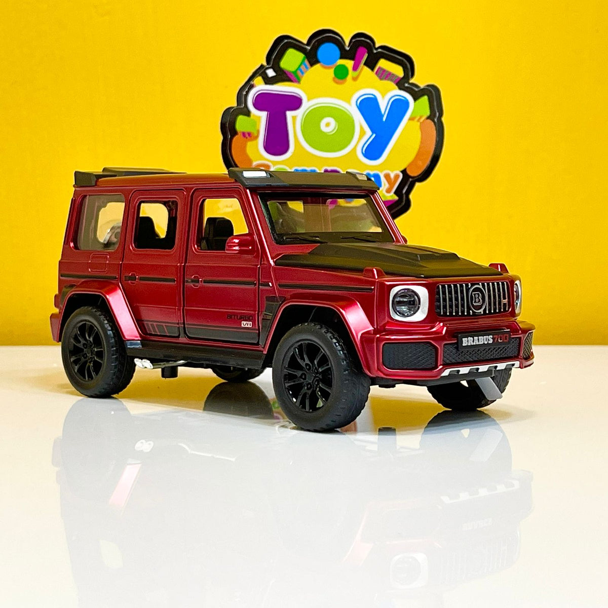 1:32 Scale Diecast Mercedes Brabus 700