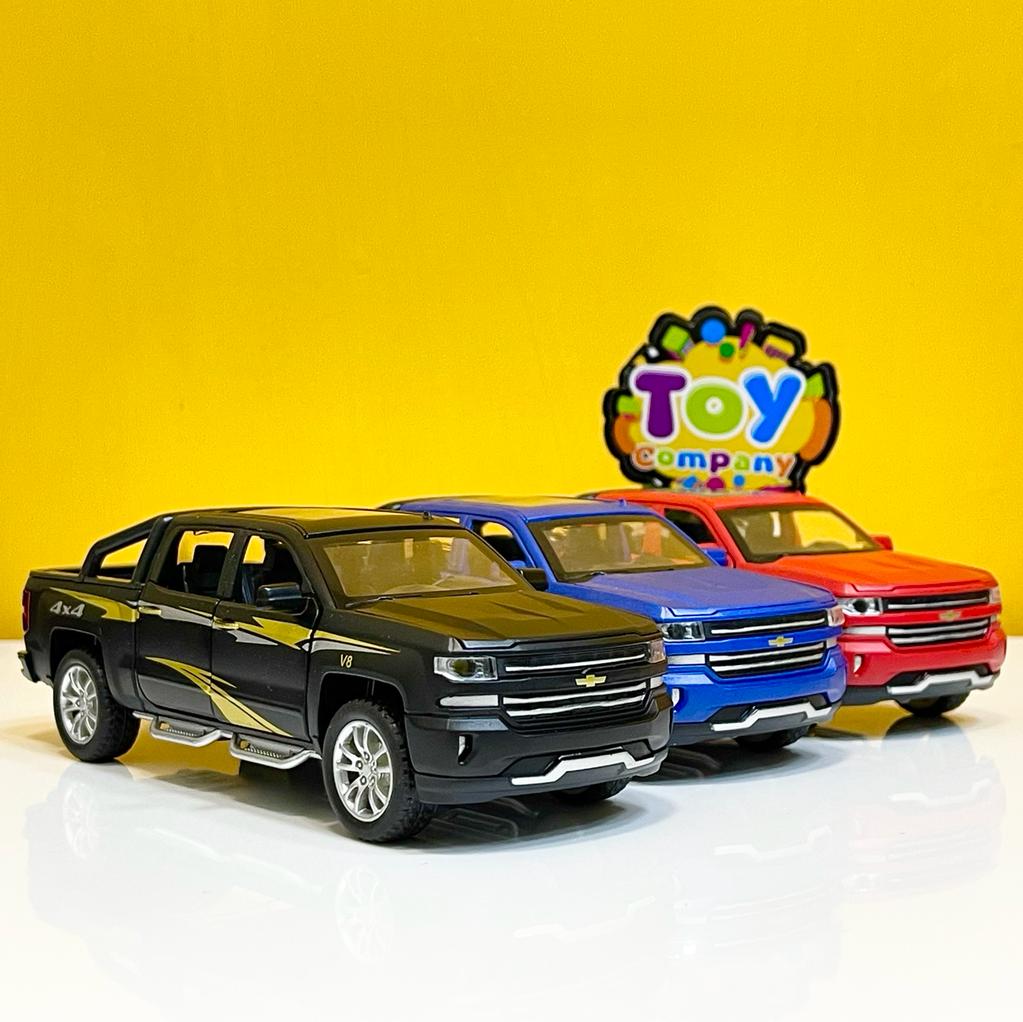1:32 Scale Diecast Chevrolet Silverado V8