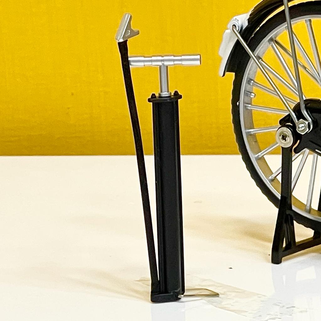 1:10 Scale Classic Diecast Hand Made Bicycle