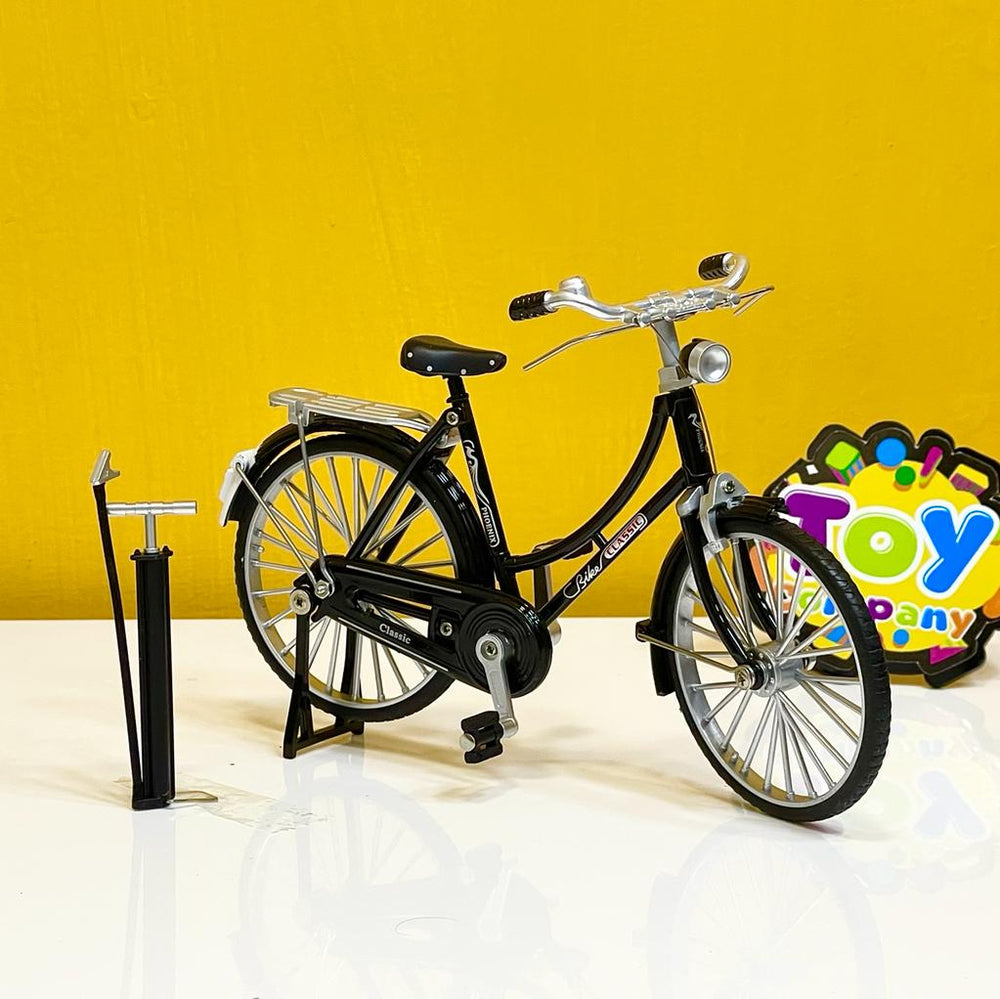 1:10 Scale Classic Diecast Hand Made Bicycle