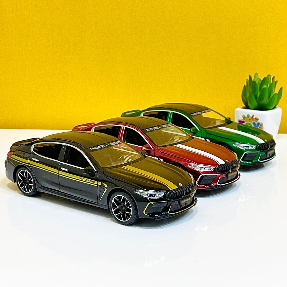 1:24 Diecast BMW M8 Modified