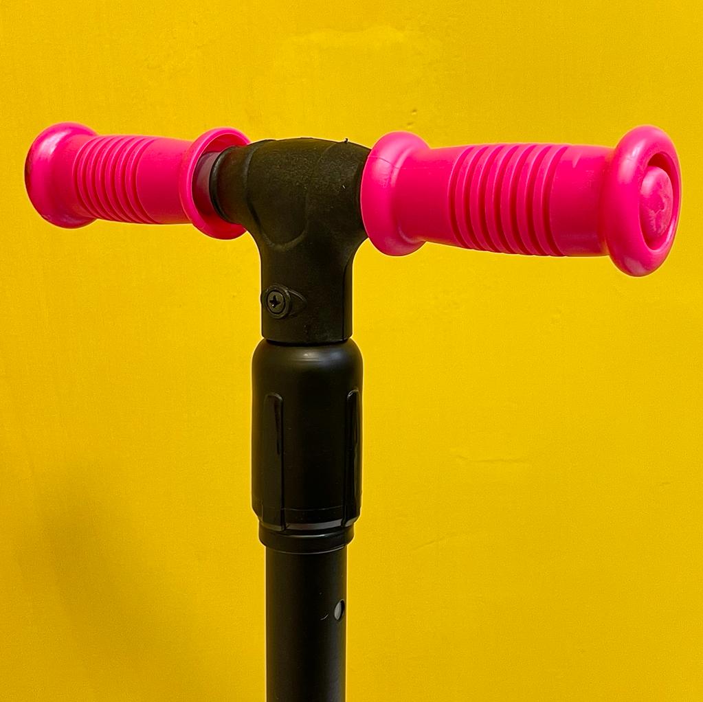 Cool Wheels Adjustable Handle Twist Scooter - Pink