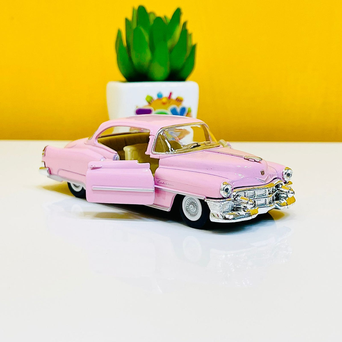 Kinsmart Diecast Cadillac - 1953 Model