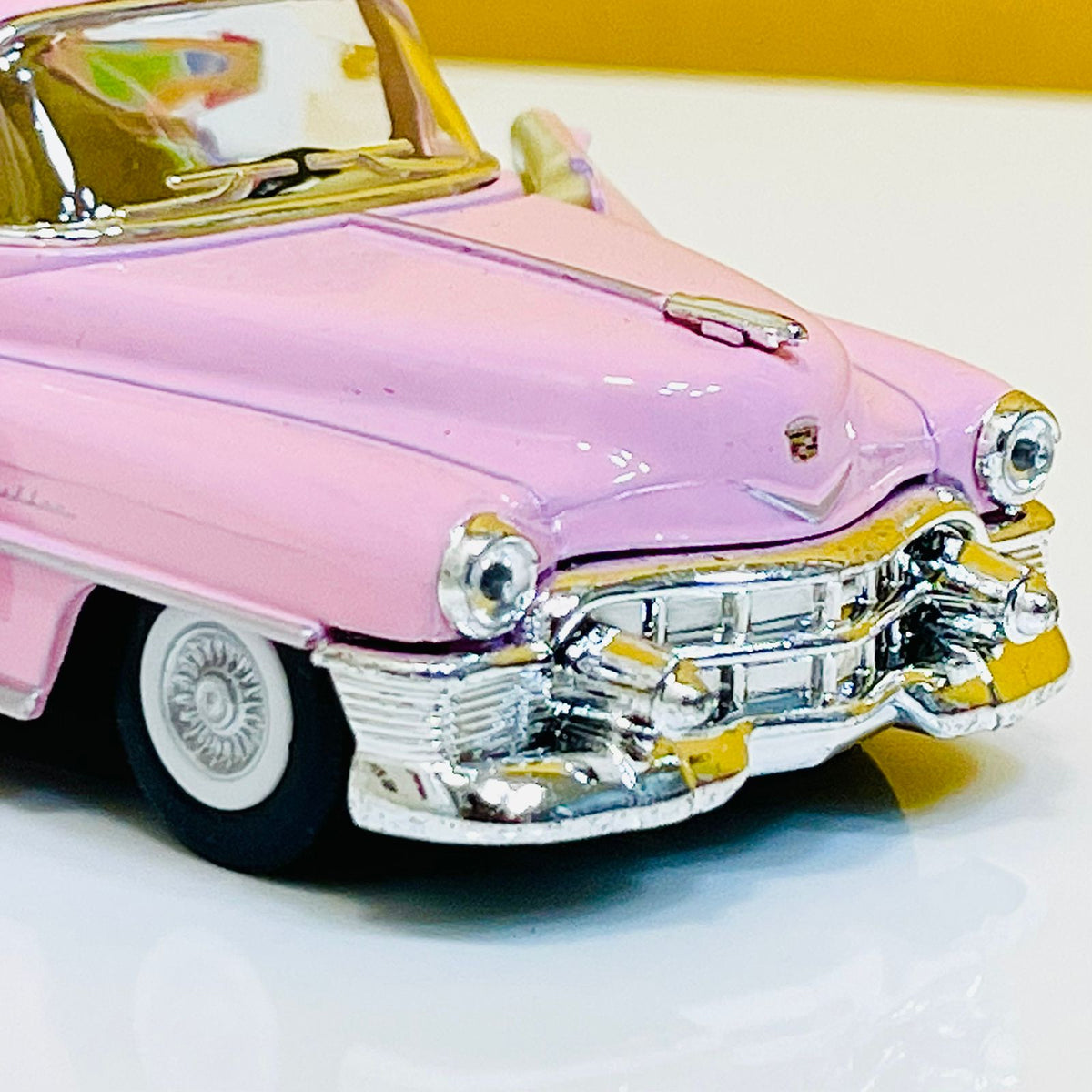 Kinsmart Diecast Cadillac - 1953 Model