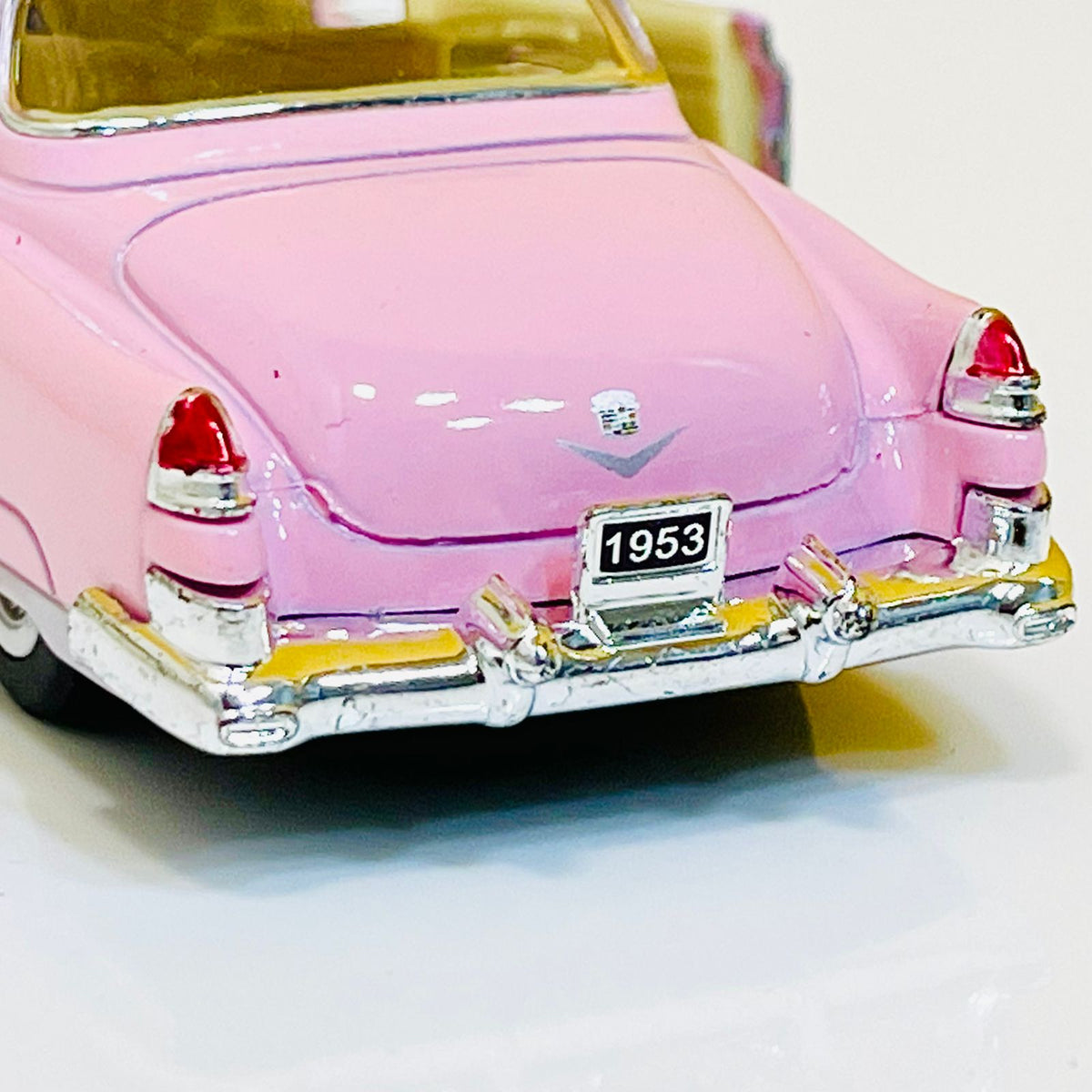 Kinsmart Diecast Cadillac - 1953 Model
