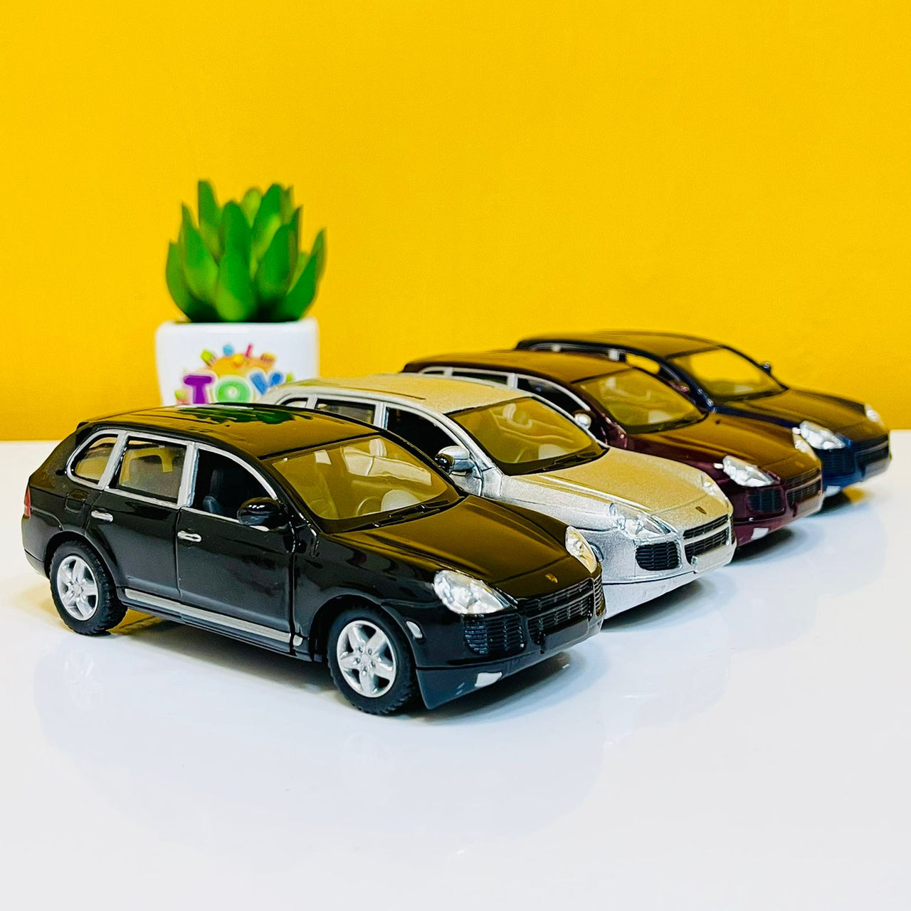 Kinsmart Porsche Cayenne Turbo Diecast Model