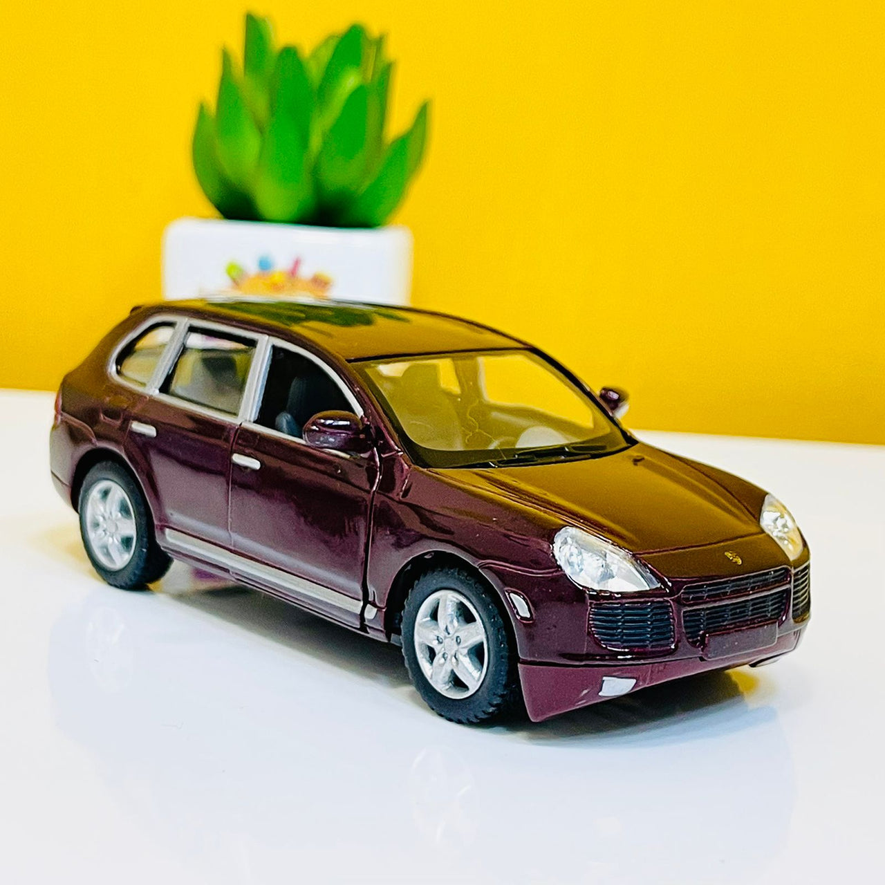 Kinsmart Porsche Cayenne Turbo Diecast Model